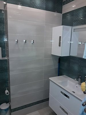 Укладка плитки, ремонт квартир