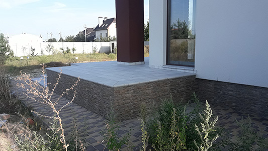 Укладка плитки, ремонт квартир