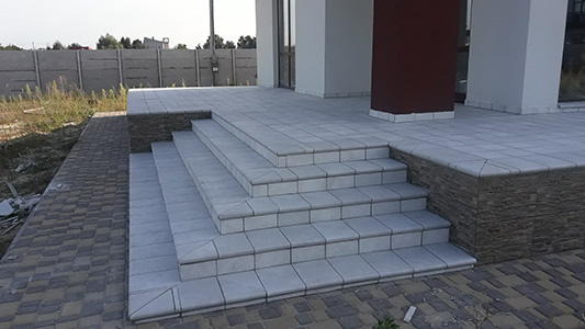 Укладка плитки, ремонт квартир