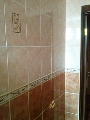 Укладка плитки, ремонт квартир