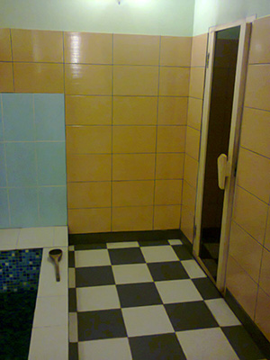 Укладка плитки, ремонт квартир